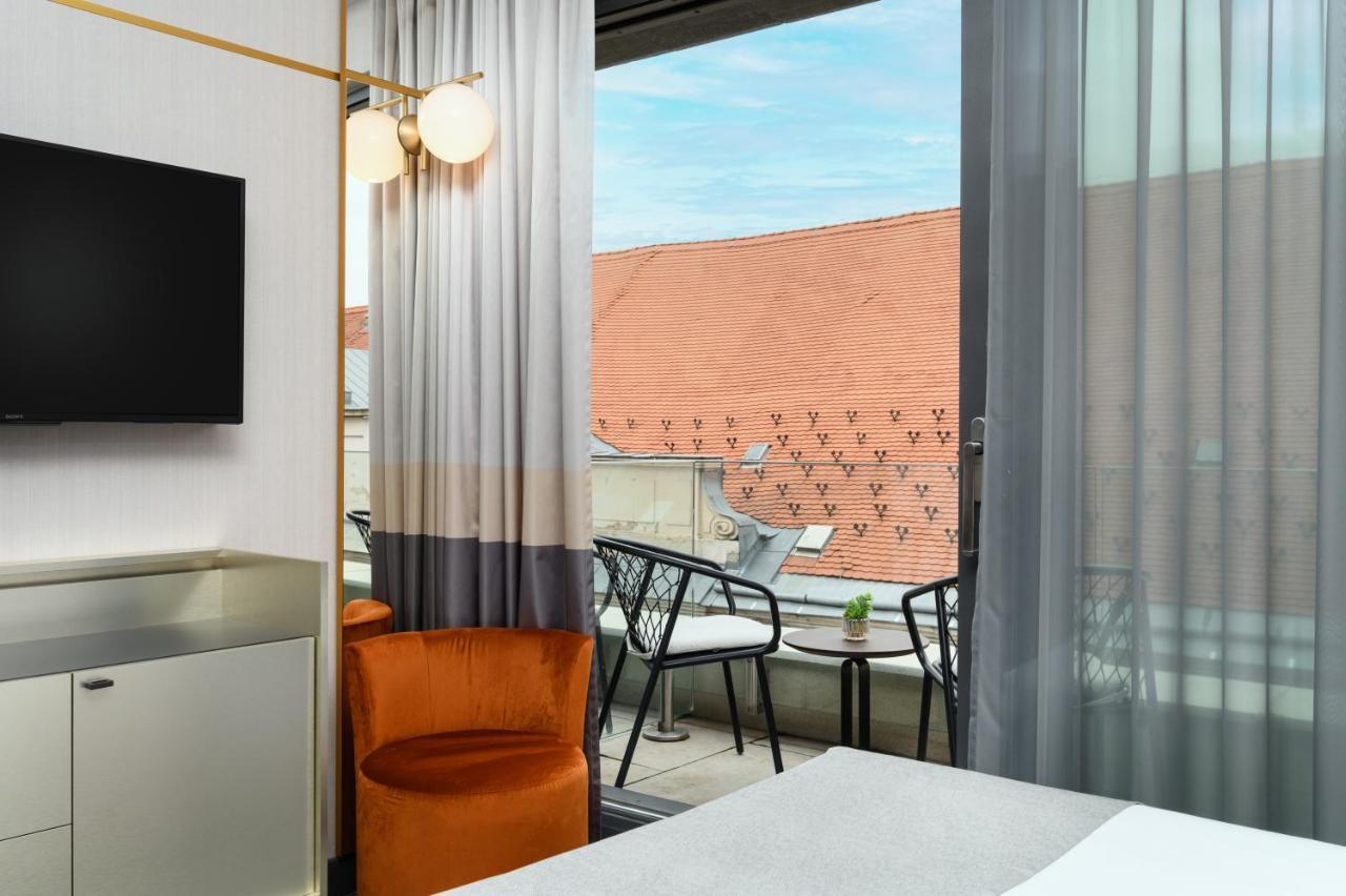 Emerald Hotel By Continental Group ブダペスト エクステリア 写真
